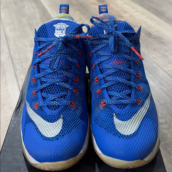 Nike Lebron 12 Low limited Edition Sneaker - Picture 1 of 8